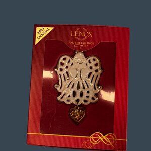 Lenox 2009 A Year To Remember Angel Ornament Ivory Porcelain Gold Accents 4" NIB